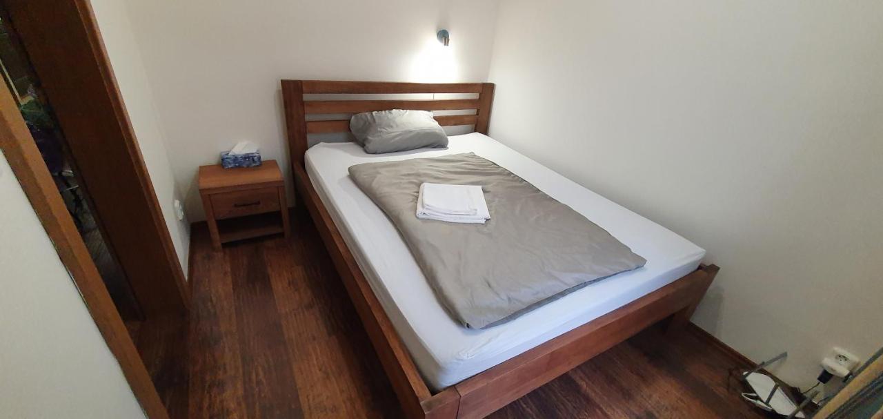 Apartman 63M2 S Balkonem V Lazenskem Centru Karlsbad Exterior foto